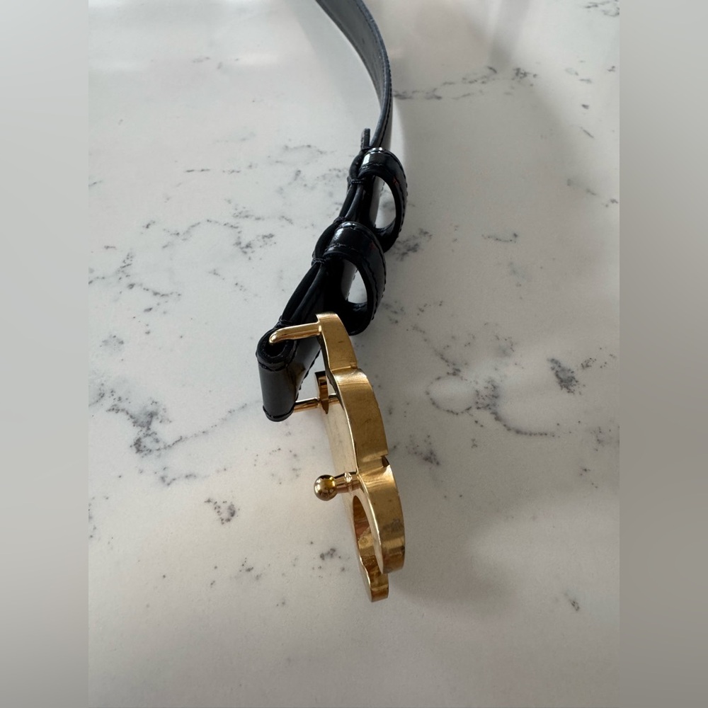Celine Triomphe Patent Leather Belt | Black| Size 80 - Picture 4 of 12